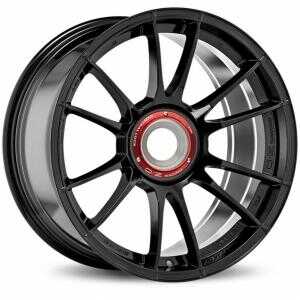 OZ Ultraleggera HLT CL Gloss Black 12x19 1/130 ET48 N84.1